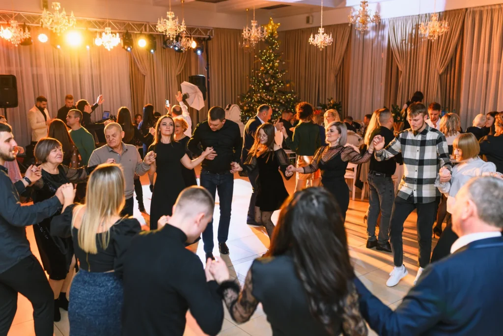 Invitați pe ringul de dans în Sala de Evenimente Goldhaus